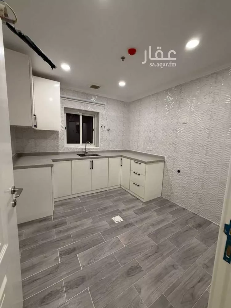 شقة للإيجار في شارع الرقعى, حي الحمراء, مدينة الخبر, المنطقة الشرقية صورة 4