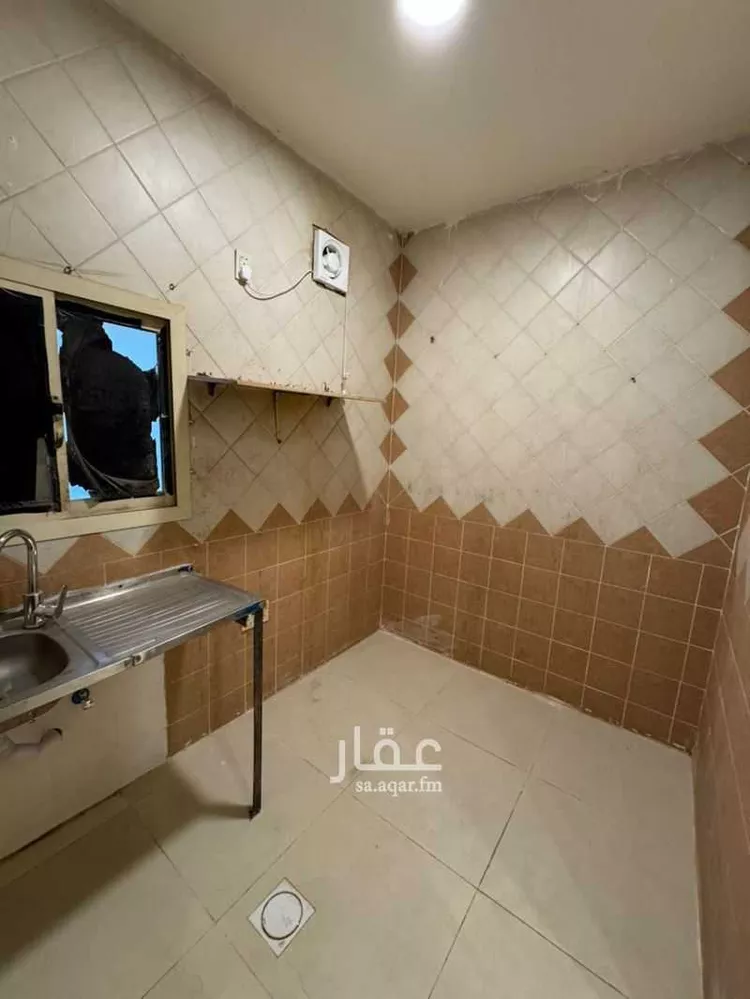 غرفة للإيجار في شارع عبد الله بن العباس, حي الدوحة الجنوبية, مدينة الظهران, المنطقة الشرقية صورة 5
