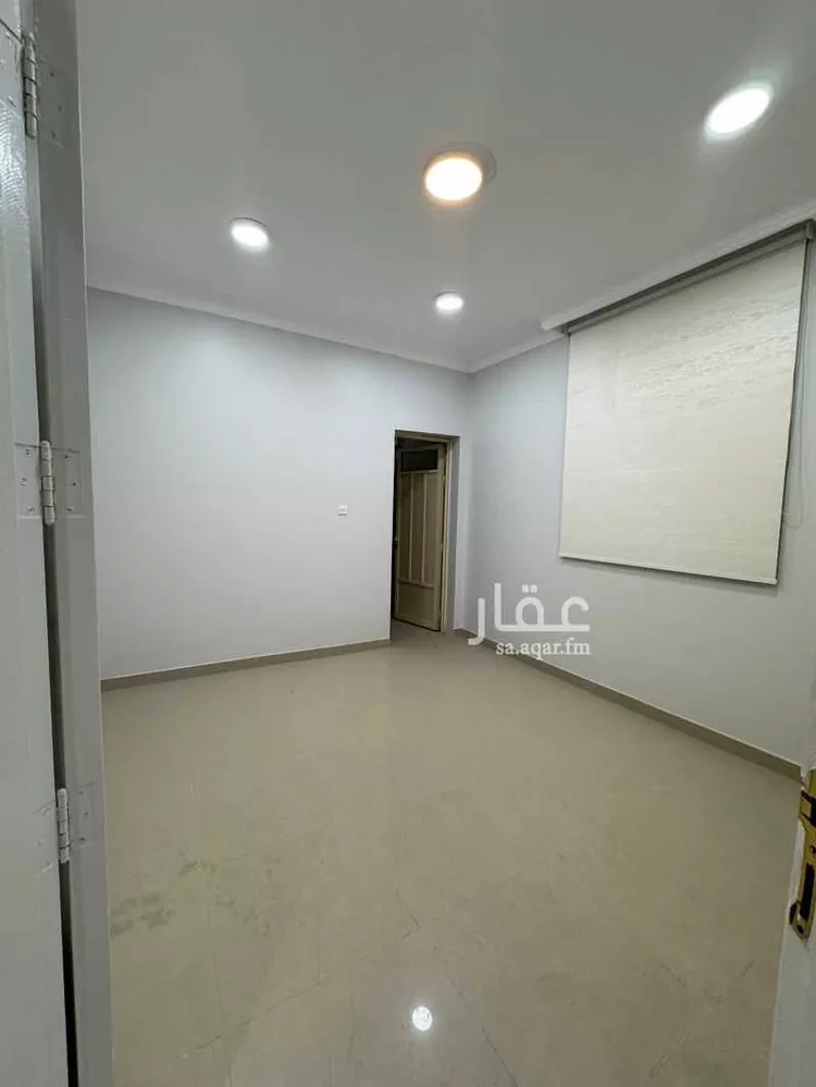 فيلا للإيجار في شارع حمام بن الجموح, حي طيبة, مدينة الدمام, المنطقة الشرقية صورة 3