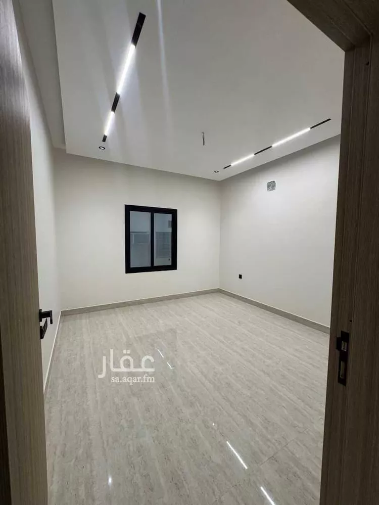 فيلا للبيع في شارع شرحبيل بن معد يكرب, حي طيبة, مدينة الدمام, المنطقة الشرقية 10