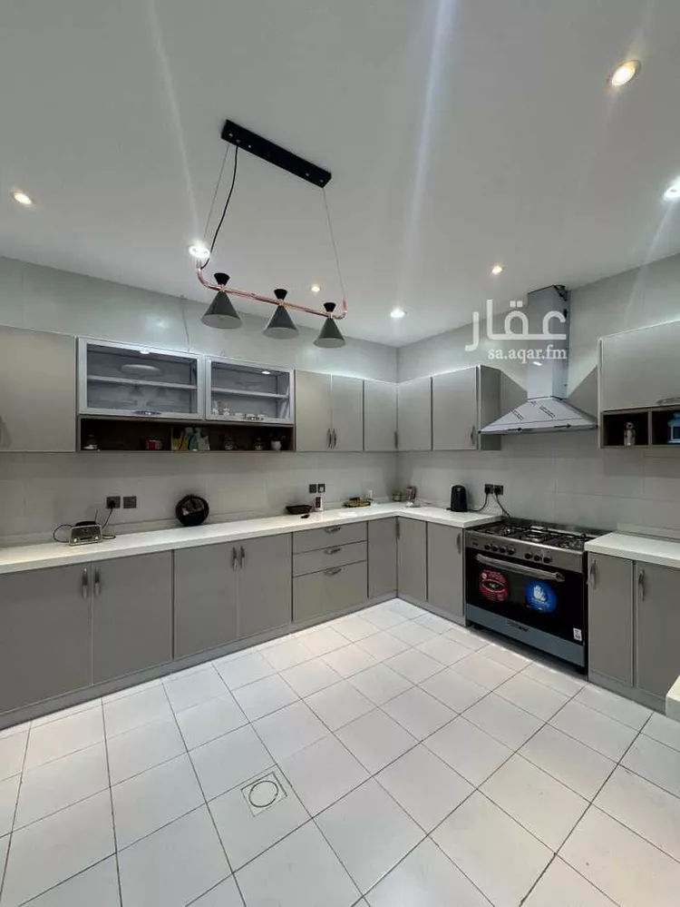 فيلا للإيجار في شارع جبر بن أوس, حي طيبة, مدينة الدمام, المنطقة الشرقية صورة 2