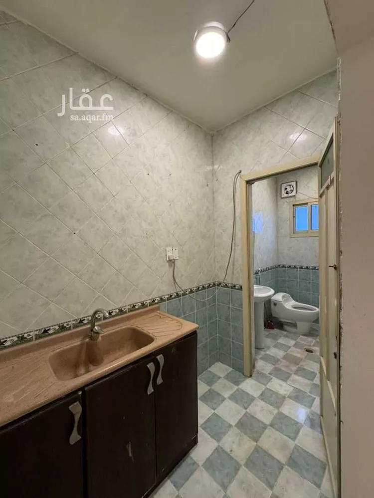 غرفة للإيجار في شارع عبد الله بن العباس, حي الدوحة الجنوبية, مدينة الظهران, المنطقة الشرقية صورة 3