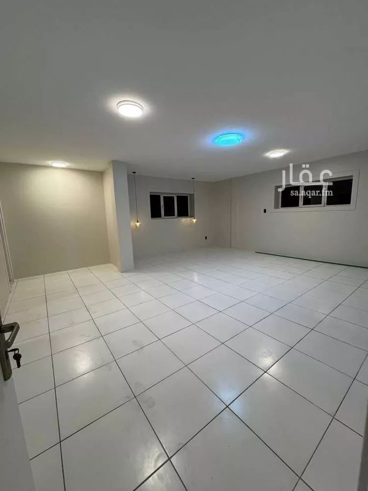 فيلا للإيجار في شارع شرحبيل بن حسنة, حي الدوحة الجنوبية, مدينة الظهران, المنطقة الشرقية