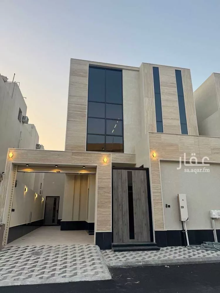 فيلا للبيع في شارع شرحبيل بن معد يكرب, حي طيبة, مدينة الدمام, المنطقة الشرقية صورة 3