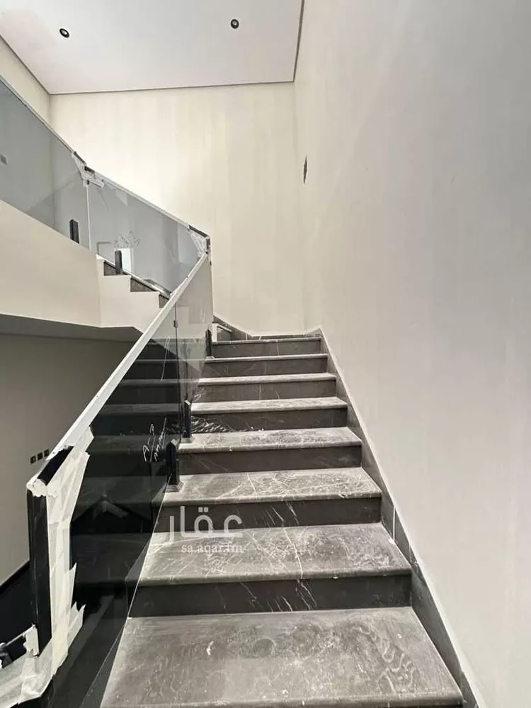 فيلا للبيع في شارع 841 ضاحية الملك فهد, حي ضاحية الملك فهد, مدينة الدمام, المنطقة الشرقية 14