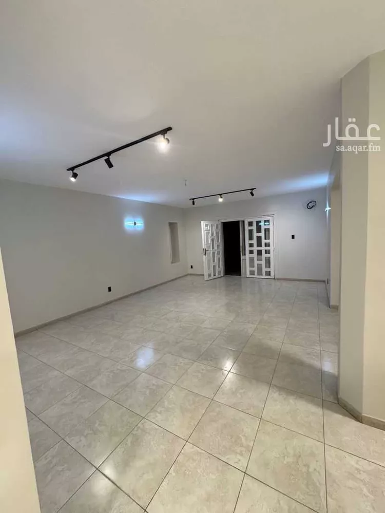 فيلا للإيجار في شارع شرحبيل بن حسنة, حي الدوحة الجنوبية, مدينة الظهران, المنطقة الشرقية 14