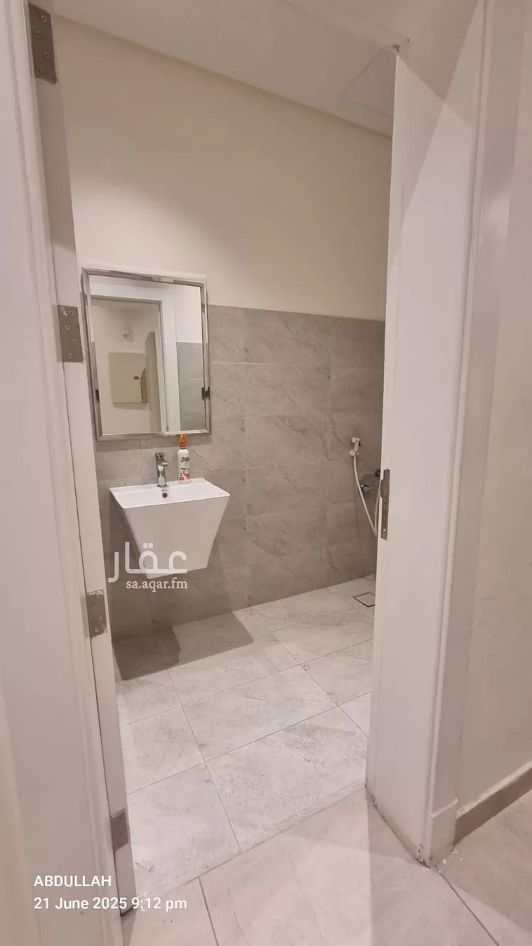 شقة للإيجار في شارع عبدالرحمن بن هرمز, حي العارض, مدينة الرياض, منطقة الرياض 11