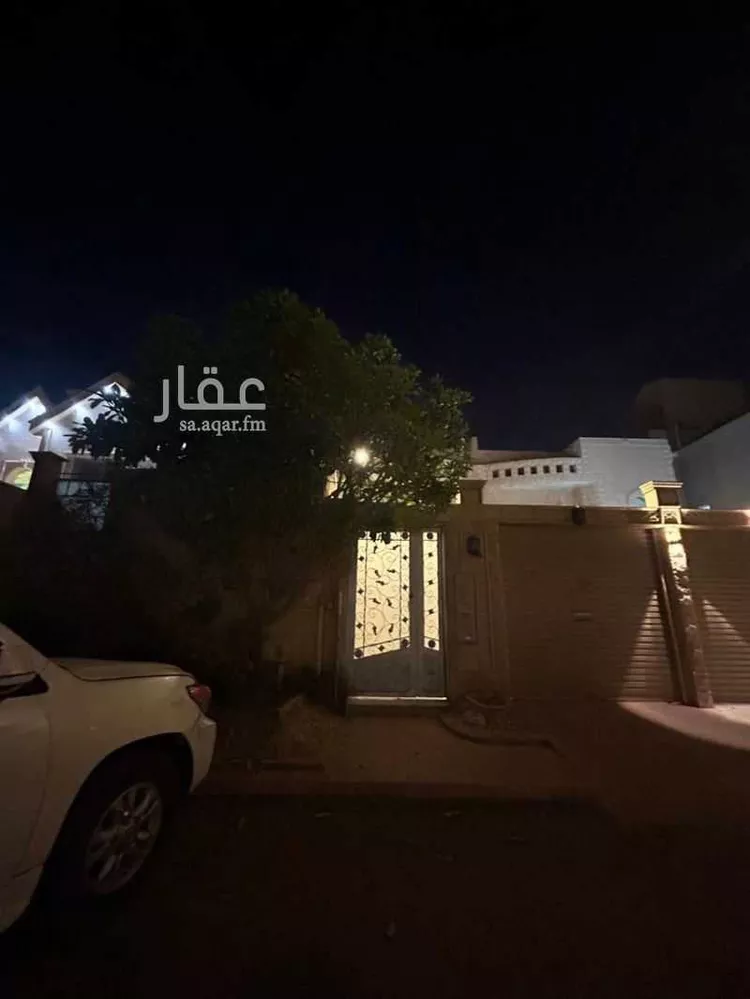 فيلا للبيع في شارع الظهرية, حي إشبيلية, مدينة الرياض, منطقة الرياض صورة 2