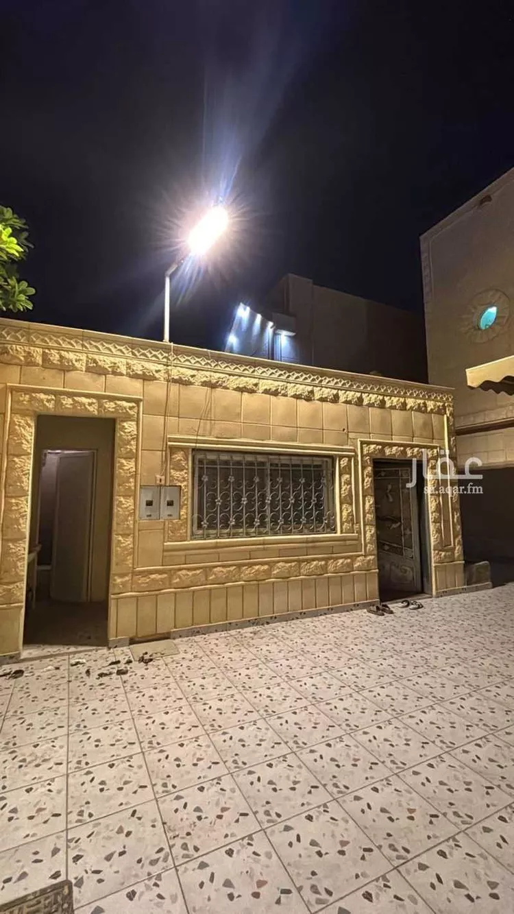فيلا للبيع في شارع الظهرية, حي إشبيلية, مدينة الرياض, منطقة الرياض 6