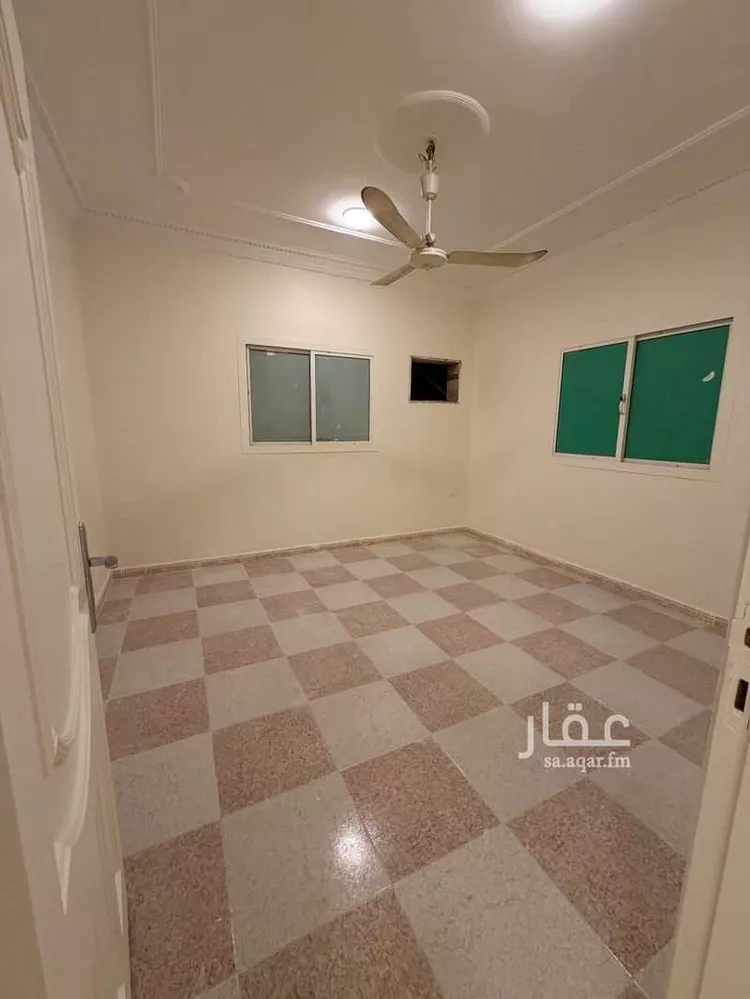 شقة للإيجار في شارع محمد بن سعيد, حي السلامة, مدينة جدة, منطقة مكة المكرمة صورة 5