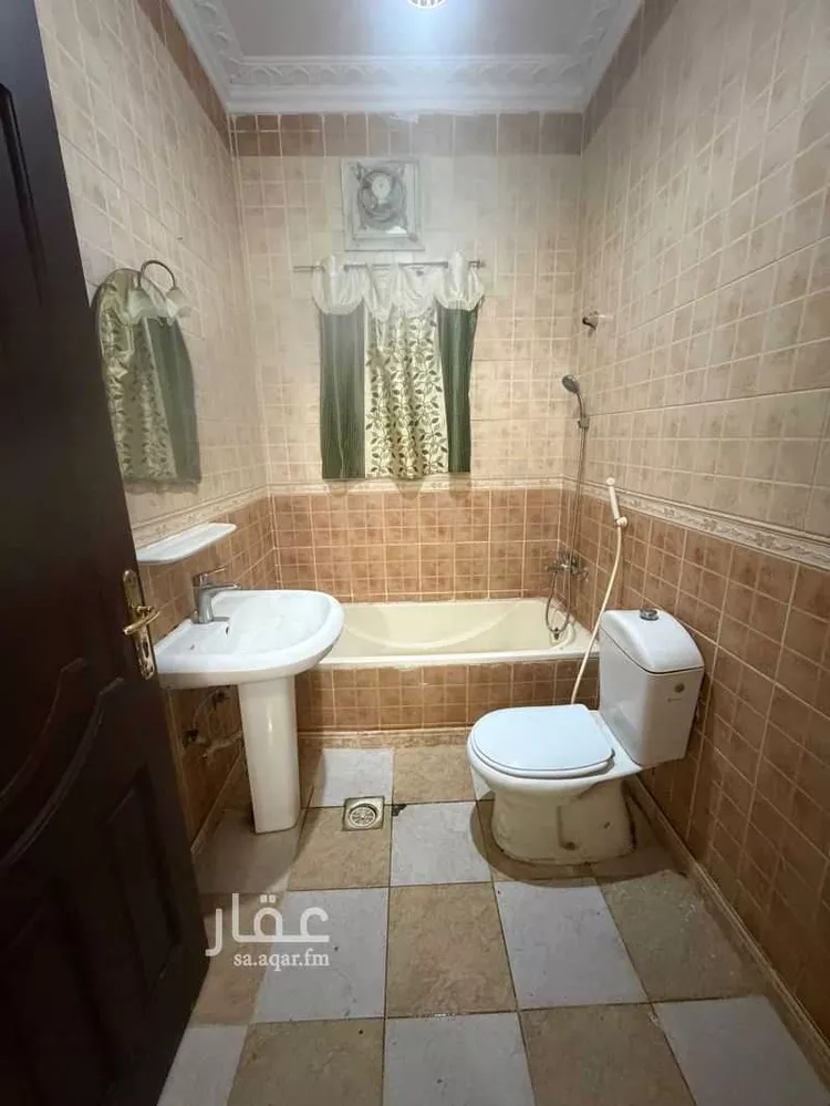 شقة للإيجار في شارع محمد بن سعيد, حي السلامة, مدينة جدة, منطقة مكة المكرمة صورة 3