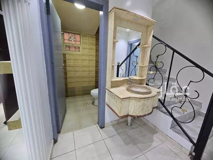 فيلا للبيع في شارع البادرية, حي الدار البيضاء, مدينة الرياض, منطقة الرياض صورة 5