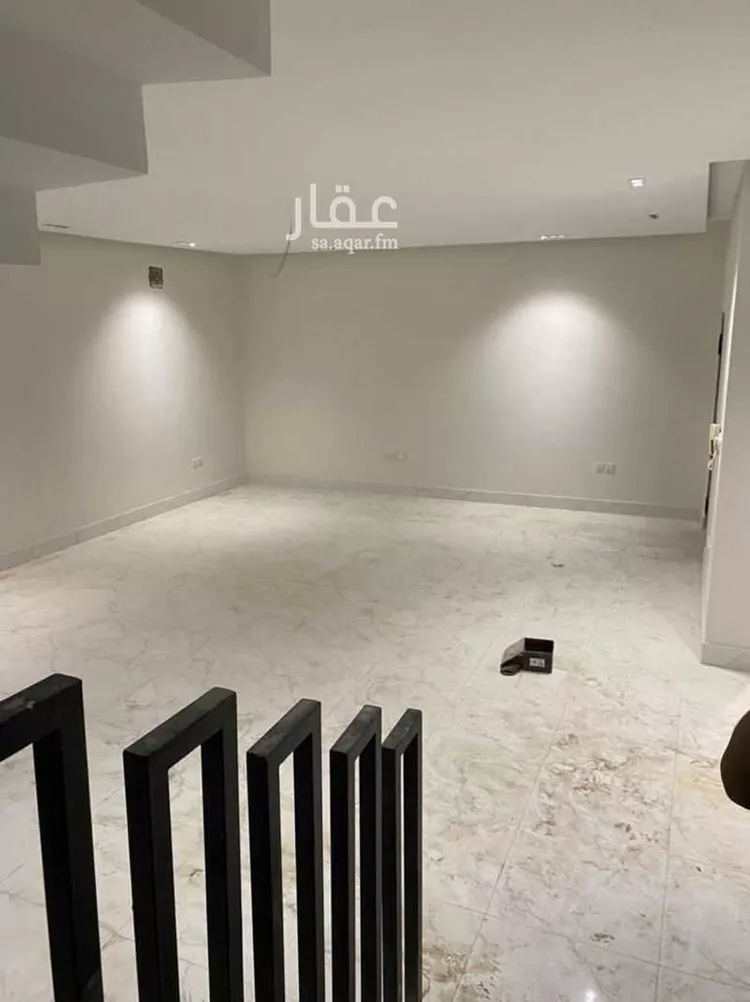 فيلا للإيجار في شارع ابو القاسم بن مكي ، حي ضاحية الملك فهد ، الدمام ، الدمام