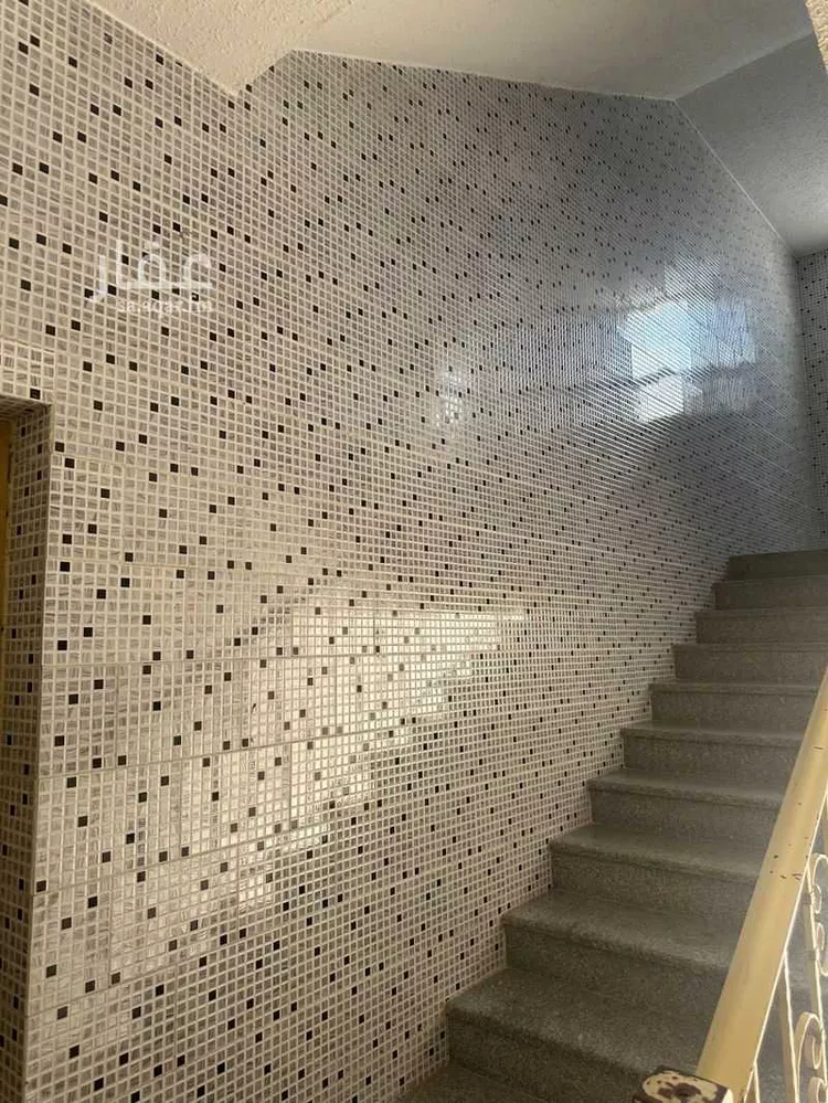 عمارة للبيع في حي صناعية الثقبة, مدينة الخبر, المنطقة الشرقية صورة 5