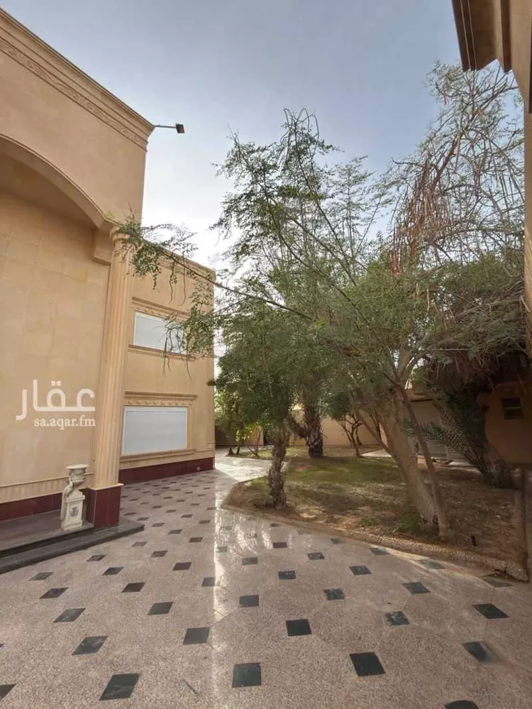 فيلا للبيع في شارع ابي المفاخر الحموي, حي الورود, مدينة الخرج, منطقة الرياض 12