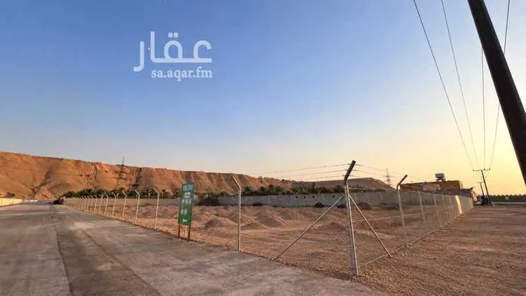 أرض للبيع في شارع رقم 6, حي وادي لبن, مدينة الرياض, منطقة الرياض صورة 2