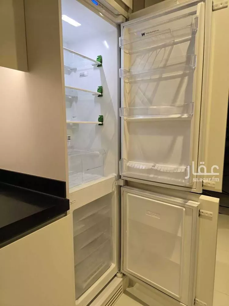 شقة للبيع في شارع طريق الملك فهد, حي العليا, مدينة الرياض, منطقة الرياض 25