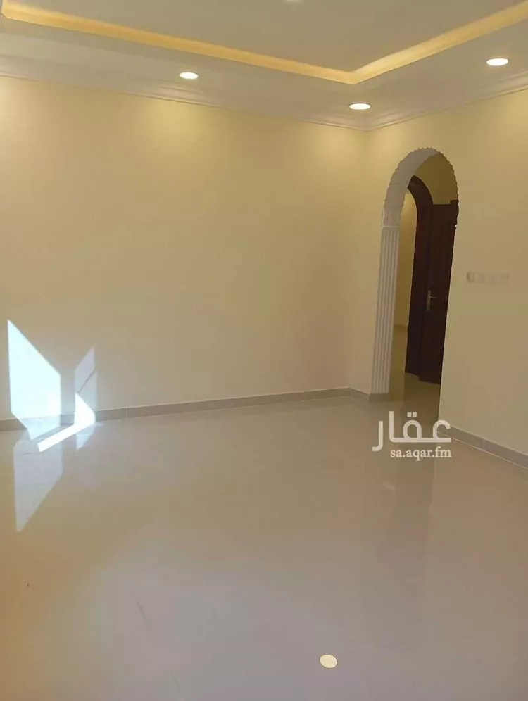 شقة للإيجار في شارع الخفجي, حي القصور, مدينة الظهران, المنطقة الشرقية صورة 2