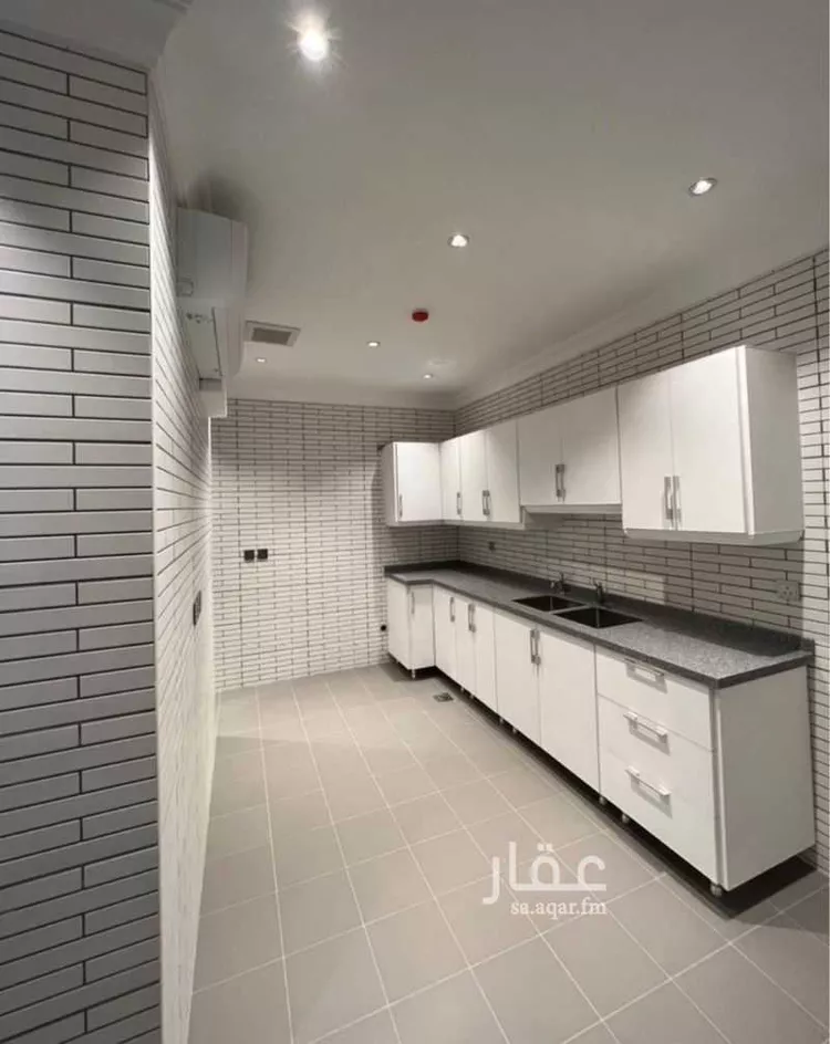 شقة للإيجار في شارع الفيروز ابادي, حي البندرية, مدينة الخبر, المنطقة الشرقية 7