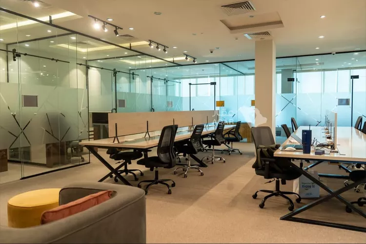 Commercial Office for Rent in Riyadh King Fahd 12