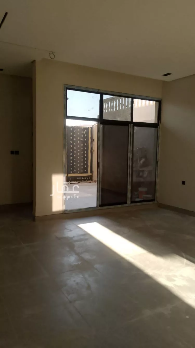 دور للبيع في شارع القرابة, حي إشبيلية, مدينة الرياض, منطقة الرياض صورة 2