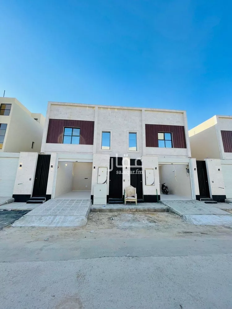 دور للبيع في شارع صالح كمال الدين, حي عكاظ, مدينة الرياض, منطقة الرياض