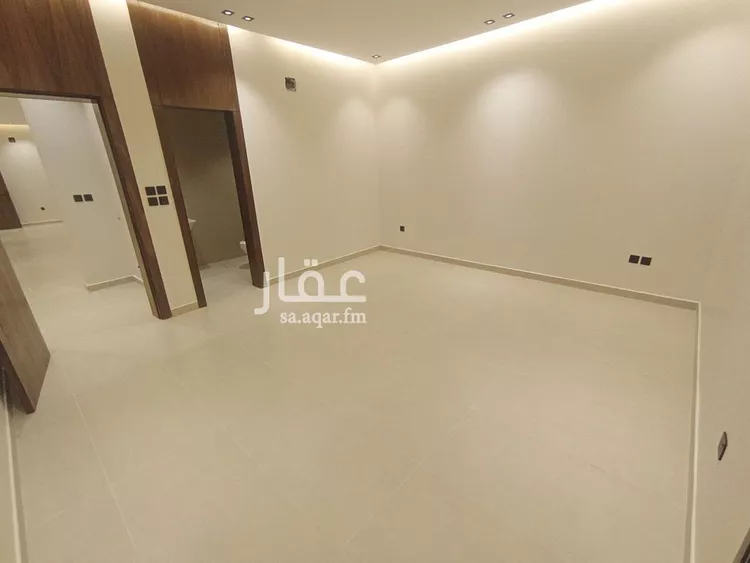 دور للبيع في شارع النفوذ, حي عكاظ, مدينة الرياض, منطقة الرياض صورة 5
