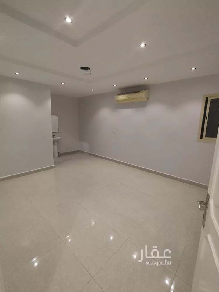 شقة للإيجار في شارع الشهارين, حي اليرموك, مدينة الرياض, منطقة الرياض صورة 3