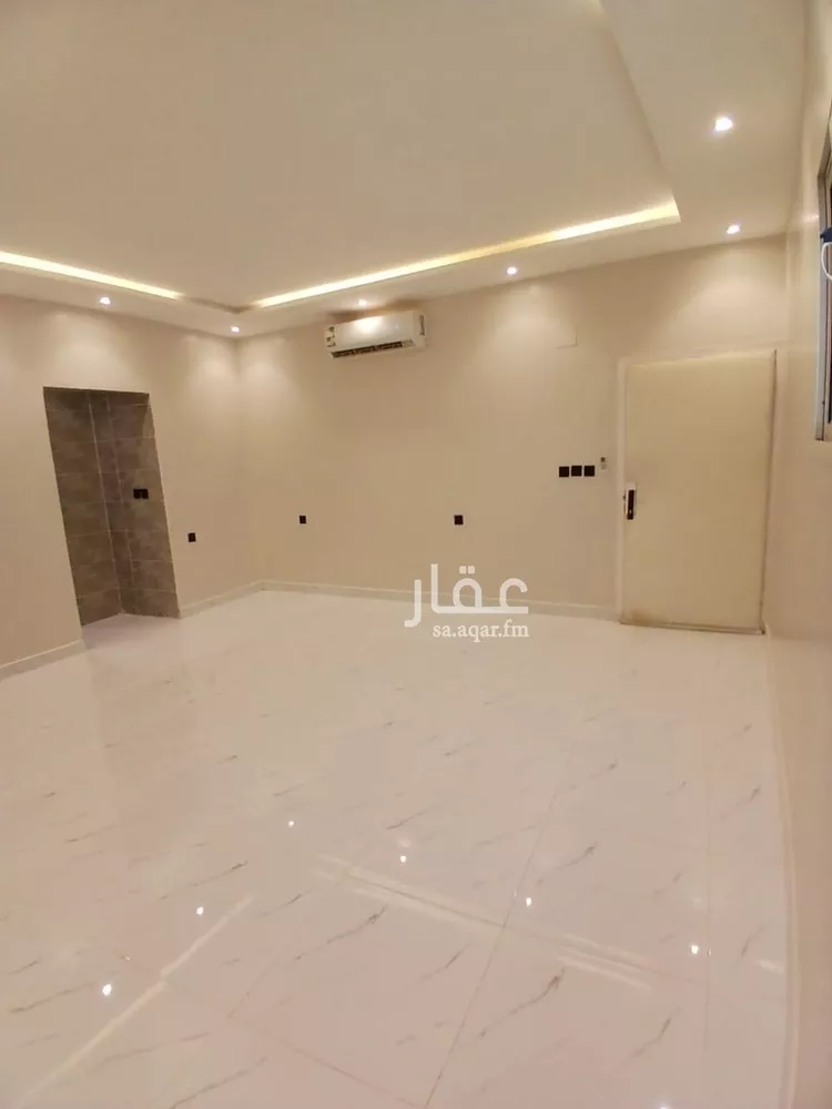 شقة للإيجار في شارع الشيخ حسن بن حسين بن علي, حي إشبيلية, مدينة الرياض, منطقة الرياض