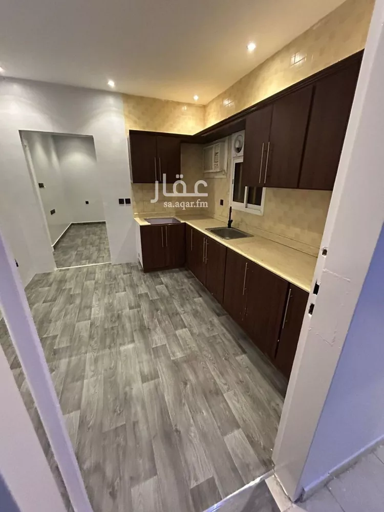 شقة للإيجار في شارع الأمير عبدالله بن سعود بن عبدالله صنيت, حي الصحافة, مدينة الرياض, منطقة الرياض صورة 4