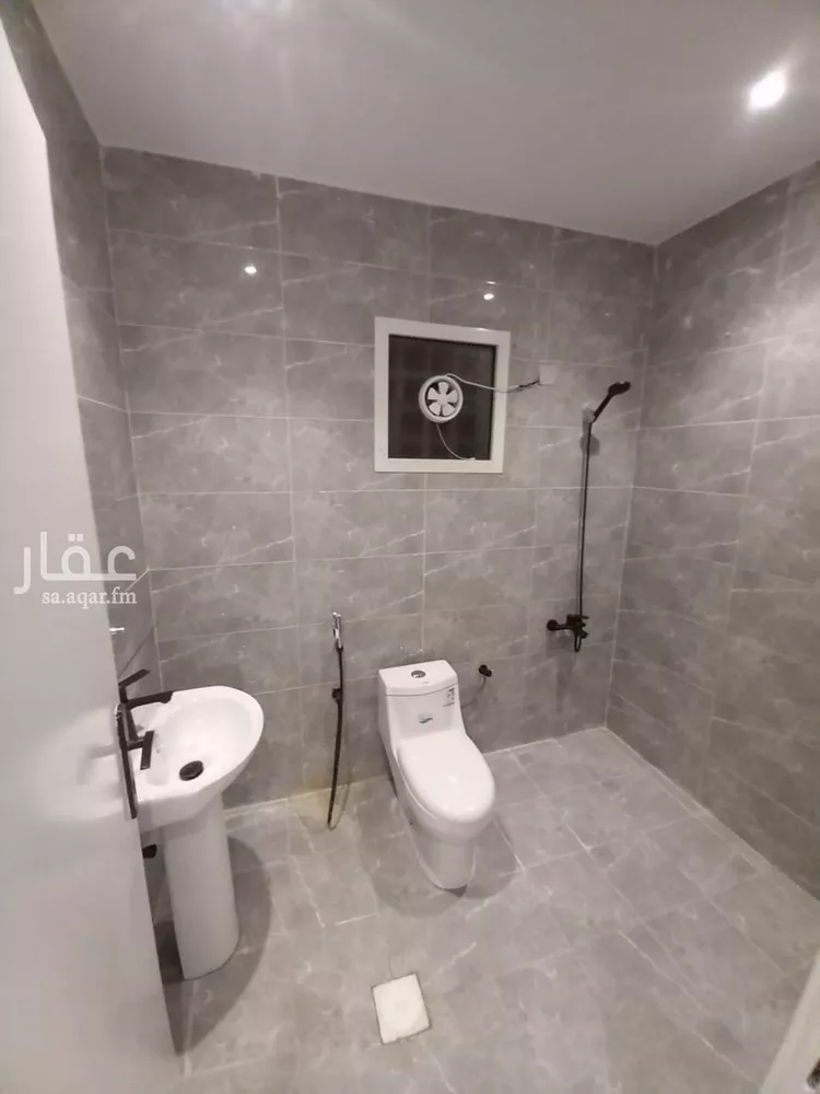 شقة للإيجار في شارع قلعة صلاح الدين, حي العقيق, مدينة الرياض, منطقة الرياض صورة 4