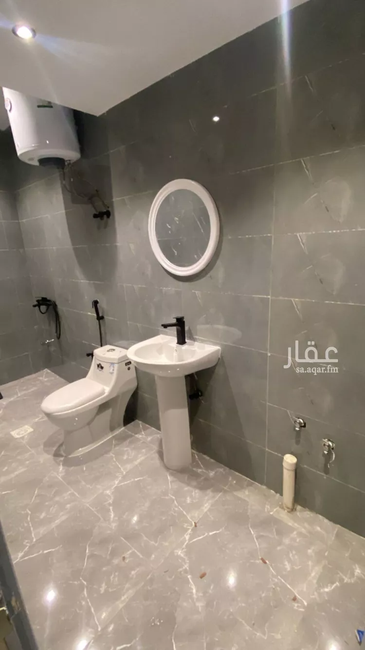 شقة للإيجار في شارع قلعة صلاح الدين, حي العقيق, مدينة الرياض, منطقة الرياض صورة 5