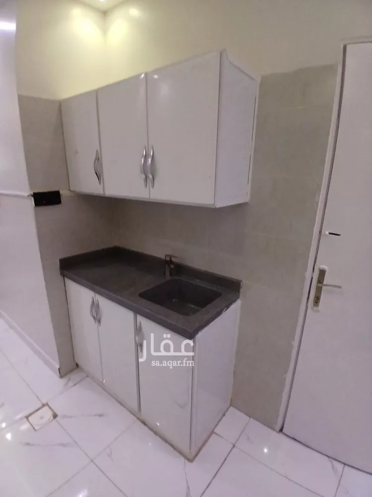 شقة للإيجار في شارع ابي بن معاذ الانصاري, حي إشبيلية, مدينة الرياض, منطقة الرياض صورة 5