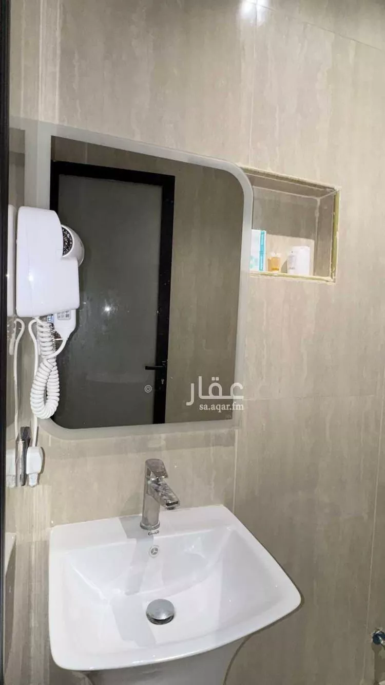 شقة للإيجار في شارع الأمير متعب بن عبدالعزيز ، حي القرية الثانية ، الدمام ، الدمام 1 صورة