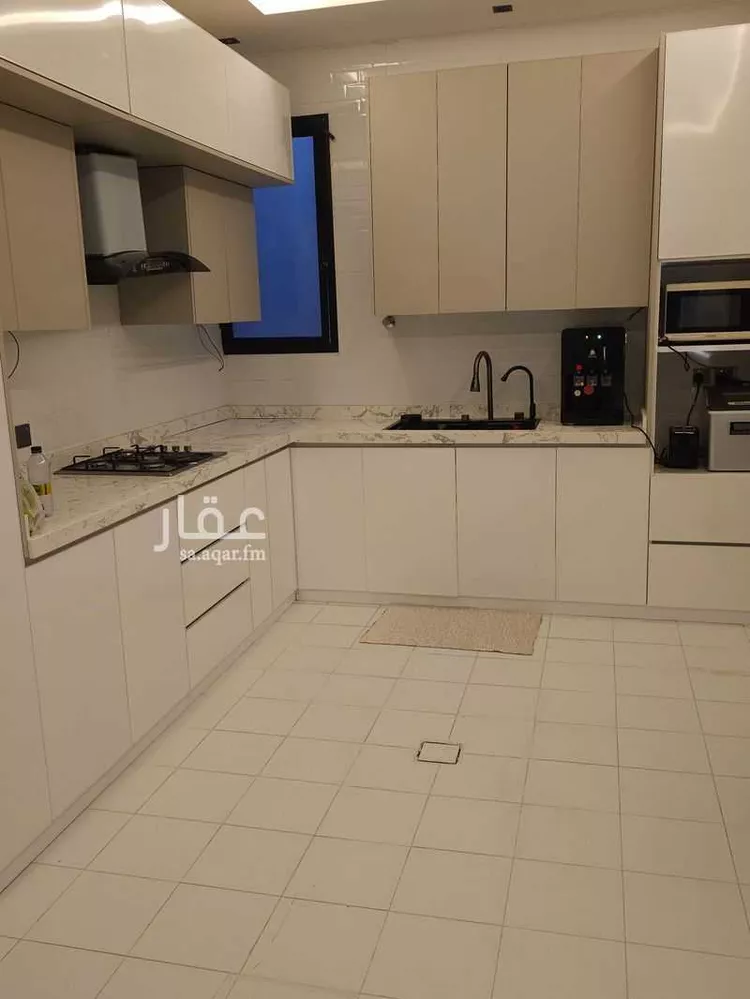 فيلا للإيجار في شارع الامام مسلم ، حي بدر ، الرياض ، منطقة الرياض صورة 4
