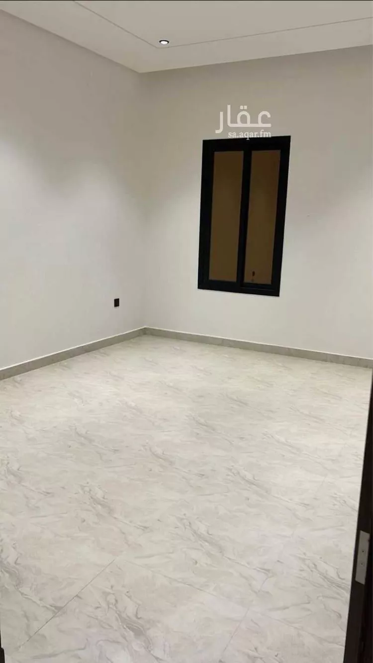 شقة للبيع في شارع الرصافة, حي عكاظ, مدينة الرياض, منطقة الرياض صورة 2