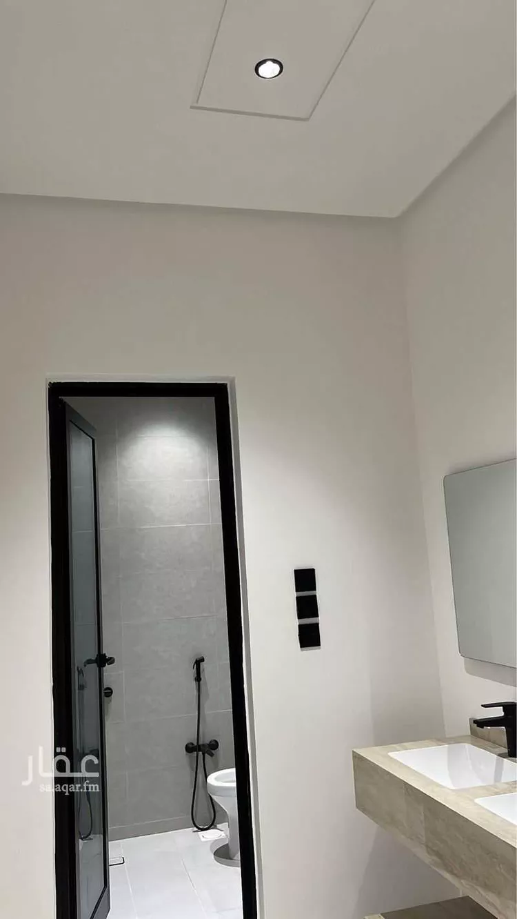 عمارة للبيع في شارع الرصافة, حي عكاظ, مدينة الرياض, منطقة الرياض صورة 5