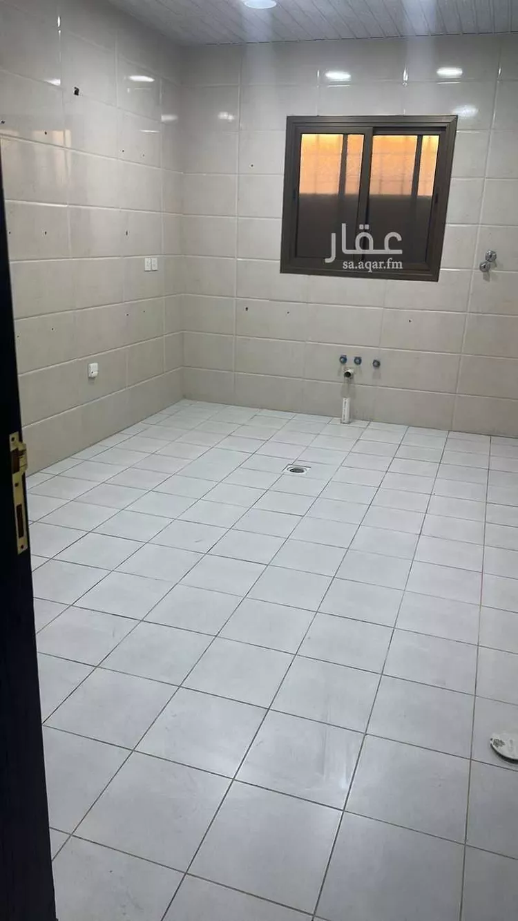 فيلا للإيجار في شارع نافع بن مالك, حي الندى, مدينة الدمام, المنطقة الشرقية صورة 5