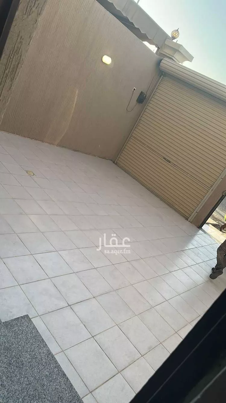 فيلا للإيجار في شارع نافع بن مالك, حي الندى, مدينة الدمام, المنطقة الشرقية صورة 4