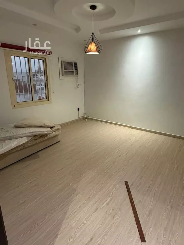 شقة للإيجار في شارع الناصر بن الحمر ، حي المروة ، جدة ، جدة