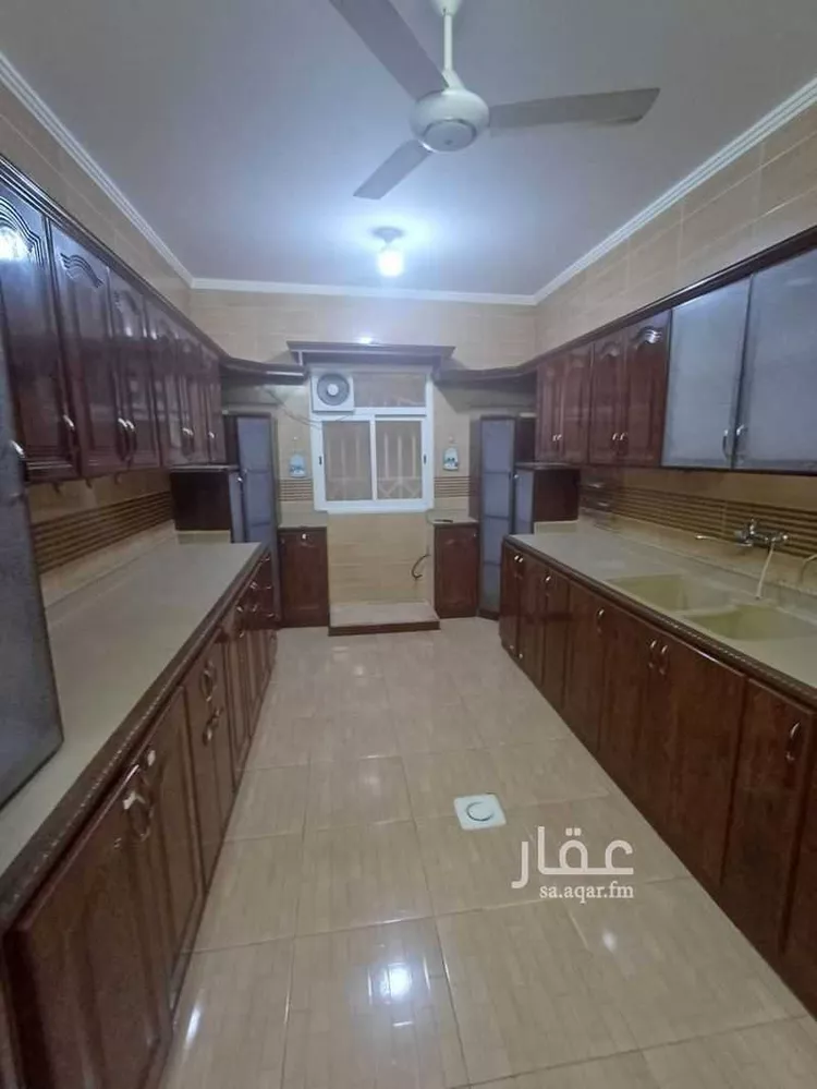 شقة للبيع في شارع الترمذي ، حي الموظفين ، أبها ، منطقة عسير صورة 4