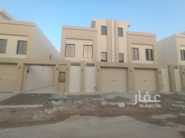 دور للبيع في شارع النفوذ, حي عكاظ, مدينة الرياض, منطقة الرياض