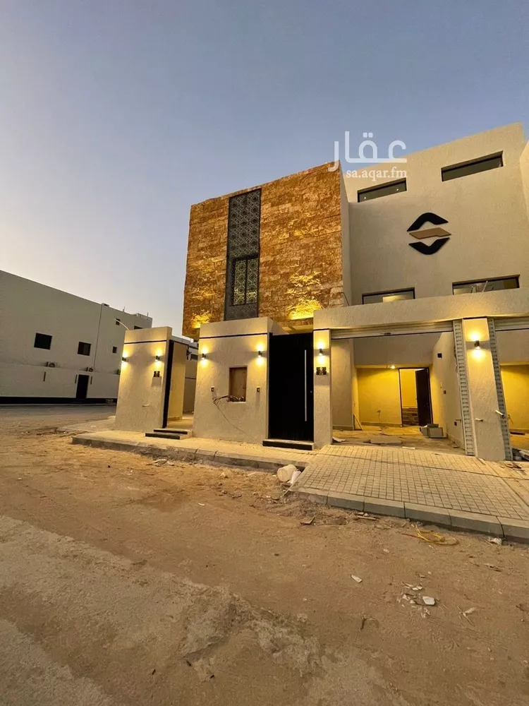 دور للبيع في شارع ابي عبدالله الصقلي, حي عكاظ, مدينة الرياض, منطقة الرياض صورة 3