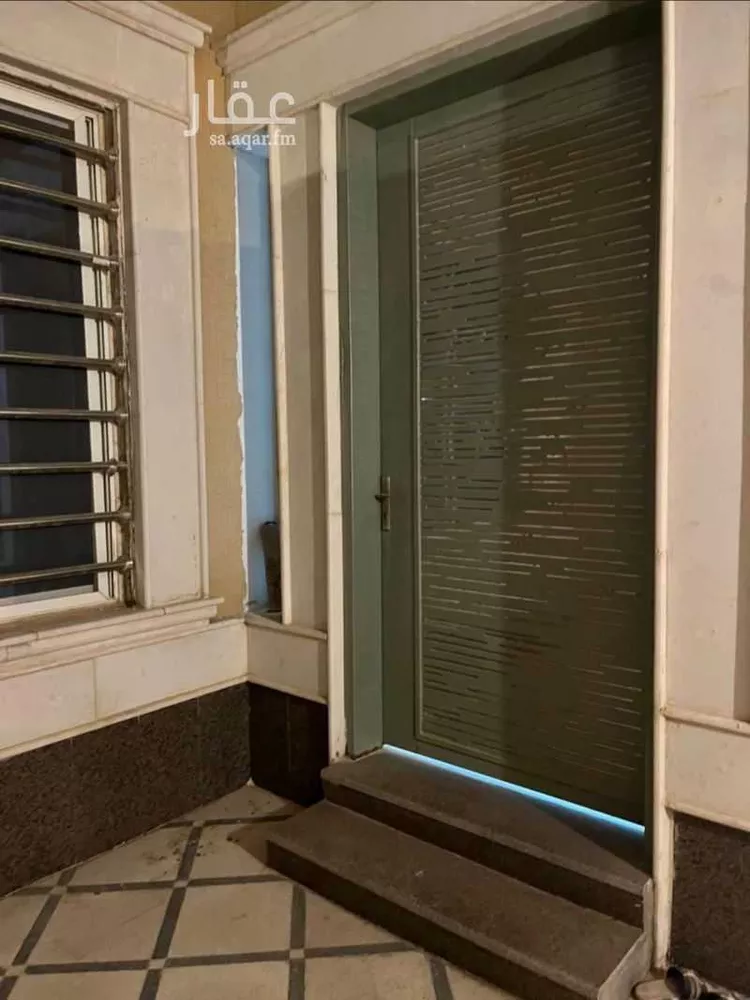 فيلا للبيع في شارع أغواث ، حي المعيزلة ، الرياض ، منطقة الرياض صورة 2
