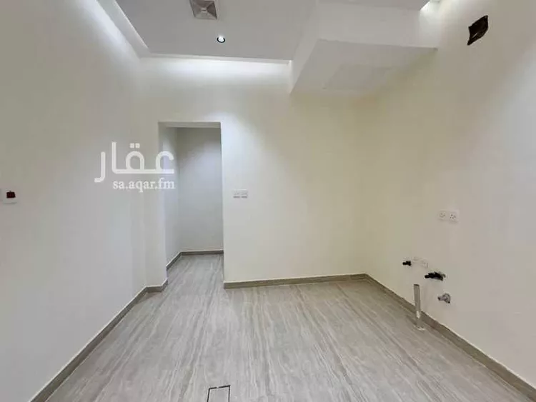 دور للبيع في شارع إبراهيم السوهائي, حي بدر, مدينة الرياض, منطقة الرياض صورة 4