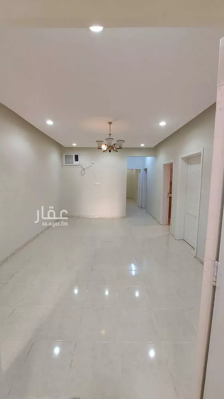 شقة للإيجار في شارع ياقوت الحموي, حي الحمراء, مدينة تبوك, منطقة تبوك