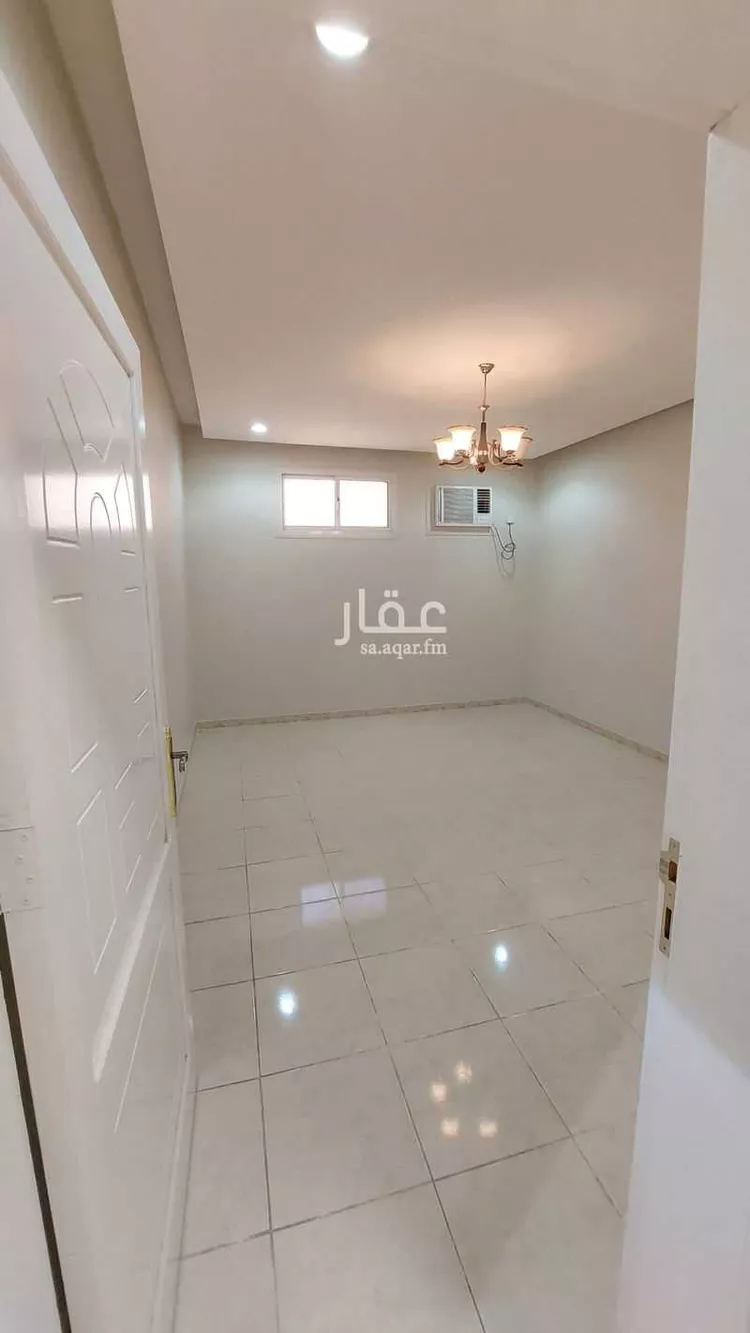 شقة للإيجار في شارع اللواء فيصل الحارثي ، حي الحمراء ، تبوك ، منطقة تبوك