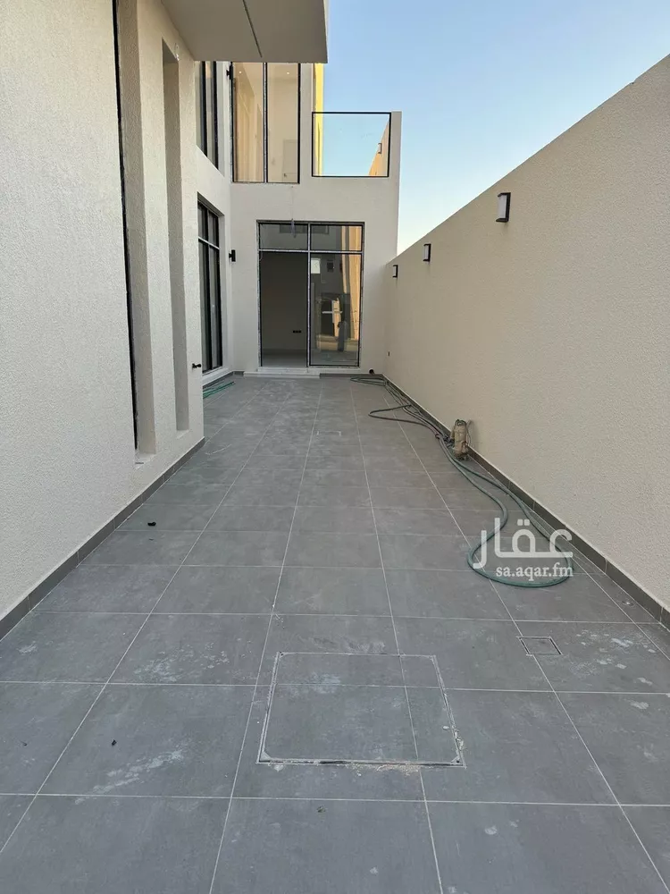 فيلا للبيع في شارع عبدالله باقشير, حي المهدية, مدينة الرياض, منطقة الرياض صورة 4