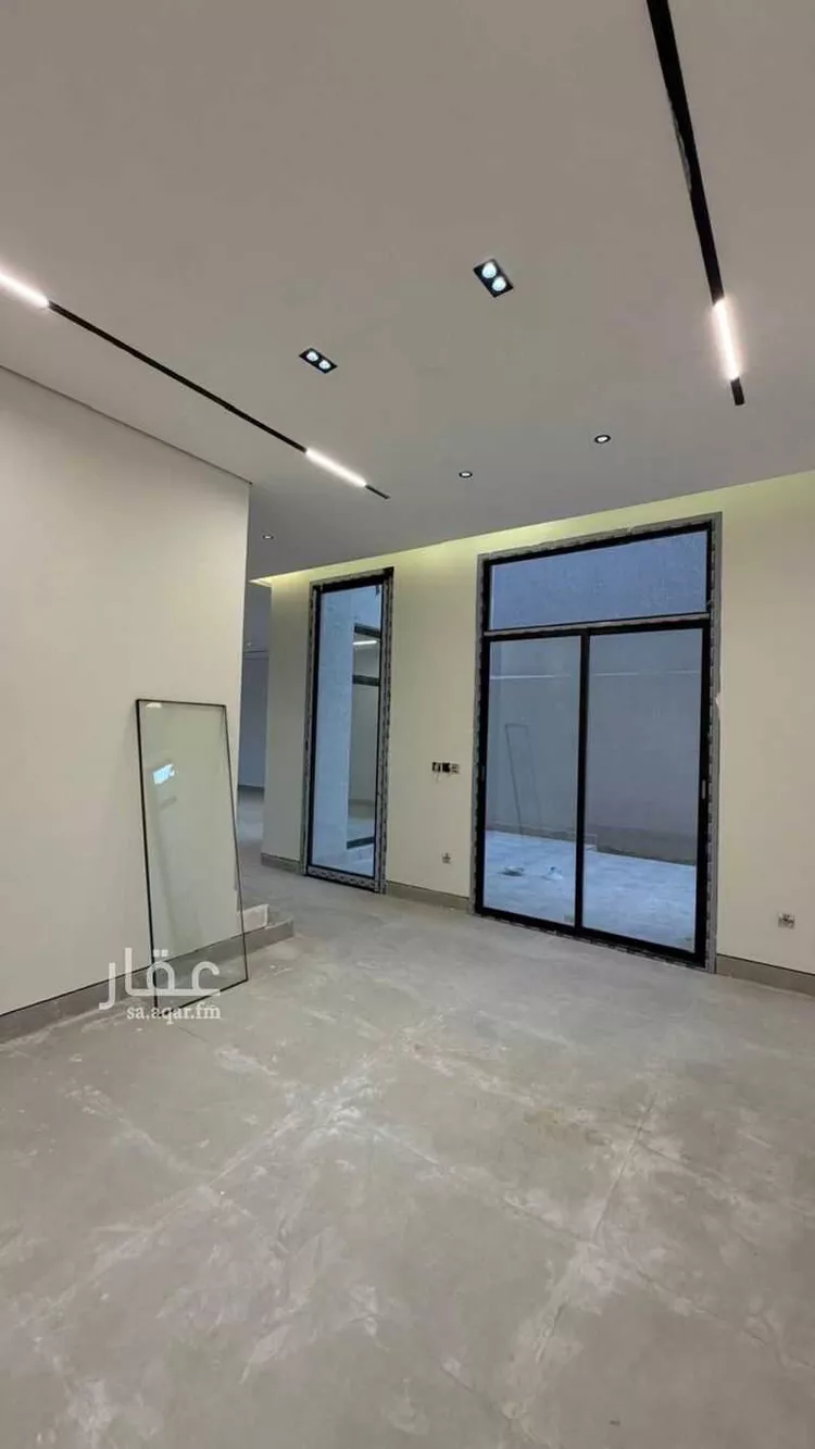 فيلا للبيع في شارع محمد بن زين العابدين, حي المهدية, مدينة الرياض, منطقة الرياض 8