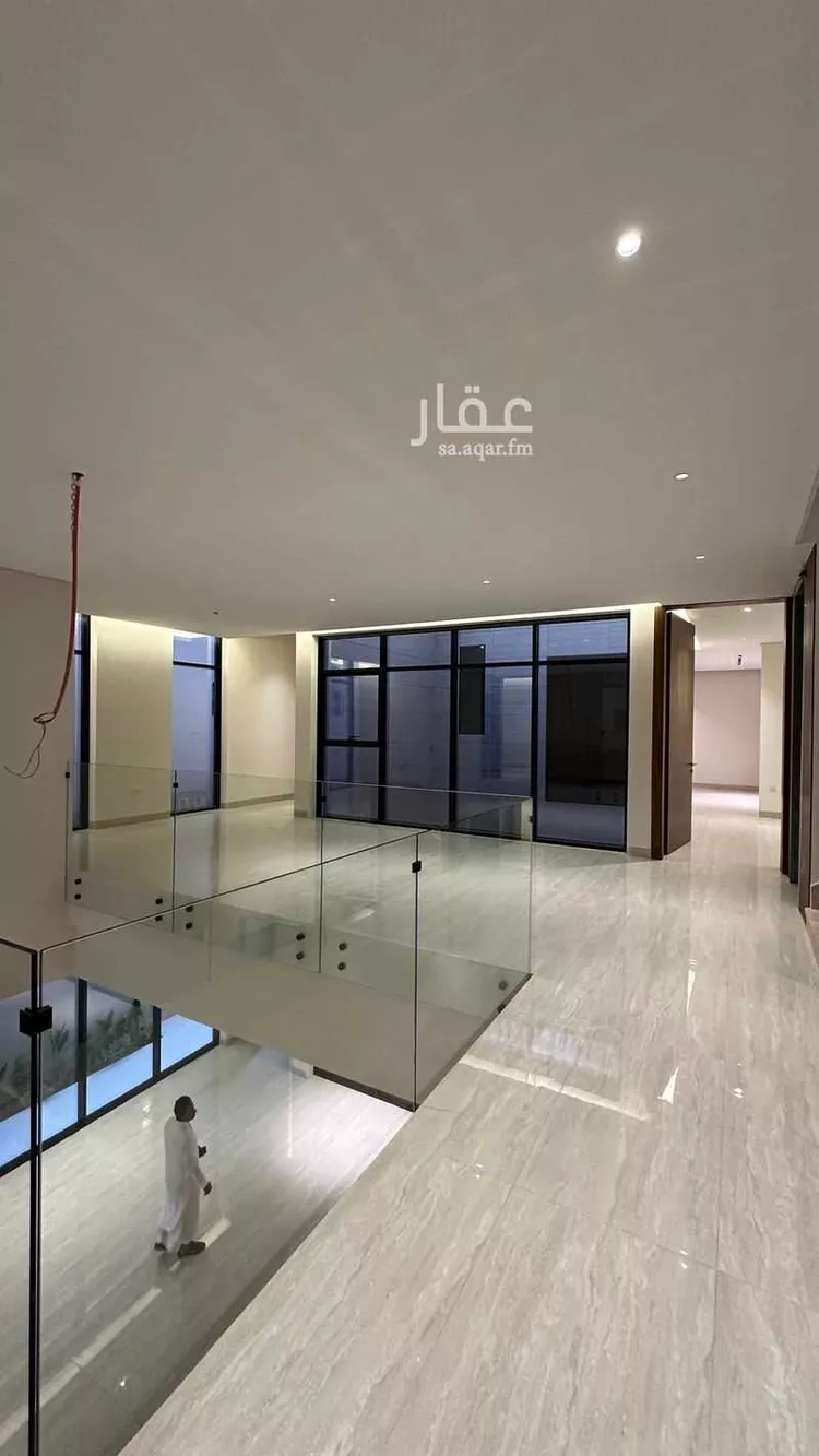 فيلا للبيع في شارع فؤاد محمد عمر توفيق, حي المهدية, مدينة الرياض, منطقة الرياض 13